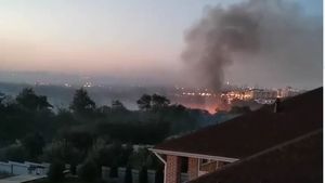 Trupele Moscovei, acuzate că jefuiesc casele din satele rusești evacuate, la granița cu Ucraina