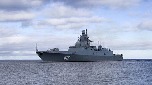 Fregata rusă „Amiral Gorşkov”, echipată cu racheta hipersonică Zircon, își testează capacitățile de atac în Atlantic