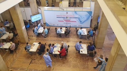 Peste 23.000 de persoane s-au vaccinat anti-COVID la a doua ediție a maratonului organizat în București