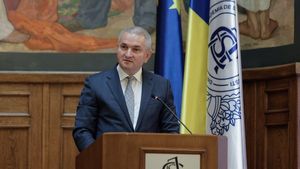 Ce salarii a încasat conducerea ASF, în anul celui mai mare faliment din asigurări. Președintele Nicu Marcu a obținut anul trecut peste 748.000 lei, adică peste 12.000 euro pe lună