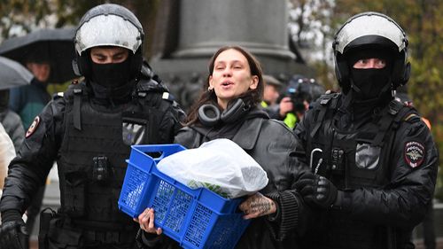 Patru jurnalişti ruşi vor fi închişi cinci ani şi jumătate pentru presupuse legături cu Aleksei Navalnîi, opozantul Kremlinului mort în închisoare