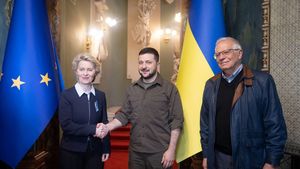 Ucraina a început să furnizeze energie electrică spre UE prin România, a anunțat președintele Volodimir Zelenski