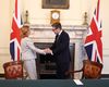 Noul prim ministru britanic Andy Burnham face numiri controversate în primul său cabinet. El se confruntă și cu un deficit de legitimitate