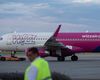 Călătorii WizzAir pe destinația Italia au primit un mesaj neobișnuit referitor la virusul Ebola / Care sunt explicațiile companiei aeriene