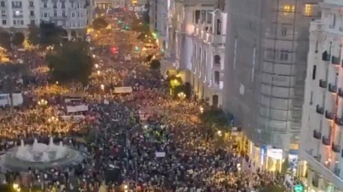 Inundaţile din Spania: 100.000 de persoane au manifestat la Valencia împotriva autorităţilor