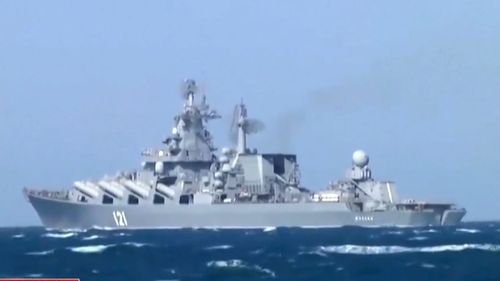 Scufundarea navei amiral a Rusiei din Marea Neagră este o mare umilință pentru Vladimir Putin. Ce era Moskva și ce consecințe va avea scufundarea ei - analiză Sky News