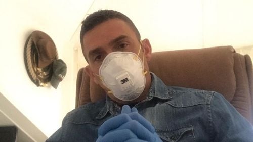 Mărturia unui român din Madrid: ”Poți ieși din casă doar cu mască, ochelari și mănuși, singur în mașină, numai la magazin, farmacie sau serviciu” / Mesaj pentru România: ”Nu luați în râs izolarea la domiciliu! Așa au făcut și spaniolii și acum au peste 1000 de morți”