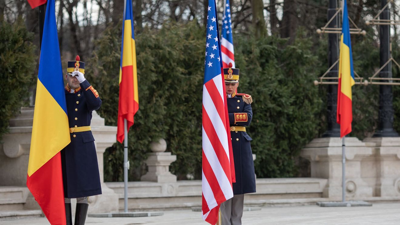 România este singura țară suspendată din programul Visa Waiver din care fac parte 43 de țări / Doar două au fost excluse complet în trecut din programul care le permite turiștilor să călătorească fără viză în SUA