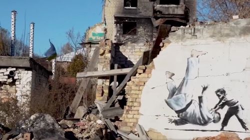 FOTO VIDEO Banksy a publicat un video cu lucrările sale din Ucraina. ”Am plâns atât de mult, încât nici nu mai avem lacrimi”