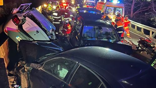 Trei cetățeni străini au murit în urma unui accident pe DN1, între Sibiu și Avrig / Accidentul s-a produs după ce un șofer din Gorj a încercat o depășire pe linie continuă