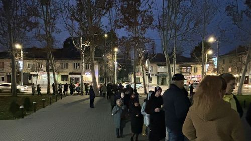 Analiști: Alegătorii din Republica Moldova au demonstrat că nu sunt doar purtători de pașapoarte. Pentru fiecare persoană în parte Unirea s-a produs deja