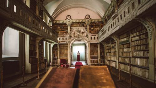 Decizie definitivă în cazul retrocedării Bibliotecii Batthyaneum. Arhiepiscopia Romano-Catolică a pierdut recursul la Înalta Curte de Casație și Justiție