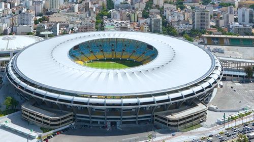 Înglodată în datorii, legendara arenă Maracana va fi vândută