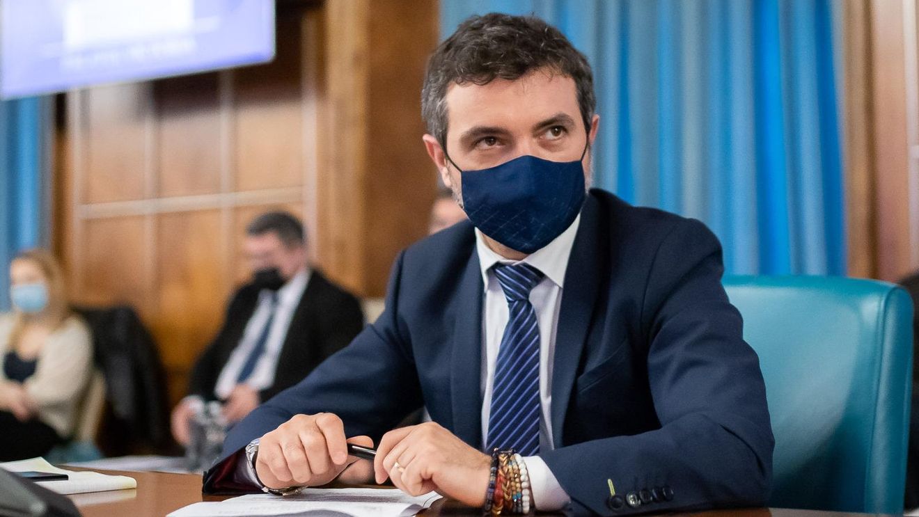 Secretar de stat USR-PLUS în Ministerul Investițiilor și Proiectelor Europene: USRPLUS nu se opune dezvoltării României, ci vrea să se asigure că cele 10 miliarde de euro vor ajunge unde este nevoie de ei