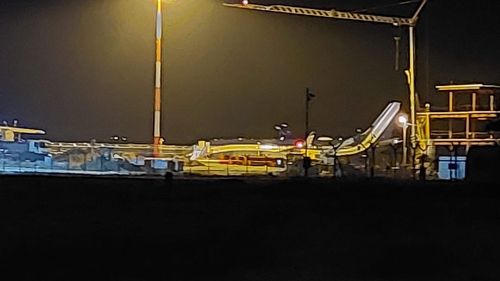 Avionul care l-a transportat pe președintele Iohannis în Japonia și Singapore a aterizat la Sibiu / Nu se știe dacă de la Sibiu va reveni în București