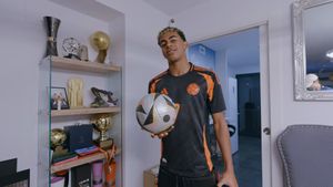 Lamine Yamal, detalii despre omul din afara terenului de fotbal și motivul bizar pentru care a declarat că nu poate avea o iubită: „Mă trezesc în mijlocul nopții”