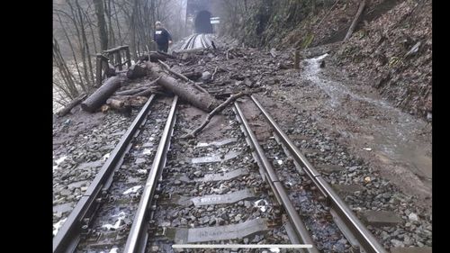 Cătălin Drulă: Grindeanu nu înțelege nevoia unui program național de reînnoire a căii ferate. A comandat 10 km de traverse din cei 800 km necesari