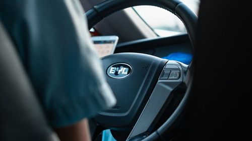 BYD înfiinţează un parteneriat european cu divizia de leasing auto a Societe Generale