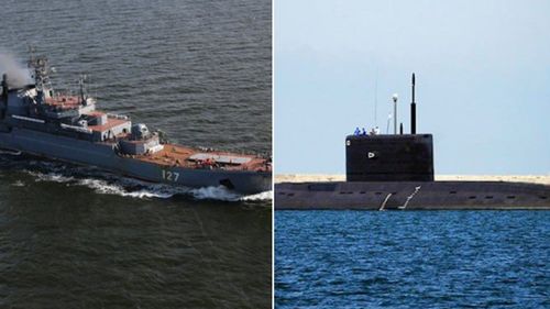 O navă de desant și submarinul Rostov-on-Don, avariate după atacul cu rachete care a vizat portul Sevastopol din Crimeea (serviciile secrete ucrainene)
