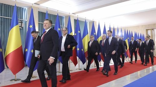 Crin Antonescu: Preşedintele care va fi ales în 18 mai va găsi un guvern în funcţiune. Nu e în preocupările mele să schimb acest guvern, ca să intre USR  / Nu mă voi apuca să intrigăresc, să şurubăresc prin Parlament, să schimb majorităţi