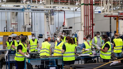 Micii întreprinzători resping planul de relansare propus de guvernul Cîțu: Suma alocată mediului privat scade dramatic