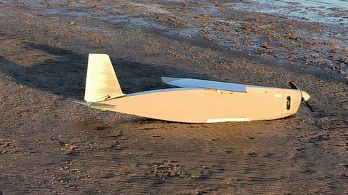 A fost găsită o dronă în Botoșani, pe malul Prutului / Este posibil să fi fost folosită în transportul ţigărilor de contrabandă