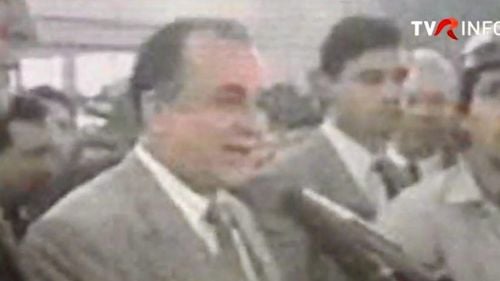 RECHIZITORIUL Mineriadei: Autobuzele din centrul Capitalei, incendiate de forțele MI / SPP-istul deghizat în miner și cum a înregistrat un jurnalist Radio Contact o probă-cheie din dosar / Cine a informat că în Piaţa Universităţii şi la sediile partidelor de opoziţie se consumă droguri