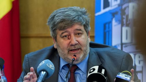 Șeful Inspecției Judiciare cere suspendarea din funcții a judecătorilor care l-au reclamat la CJUE / Magistrații Dragoș Călin, Laurențiu Grecu și Alina Gioroceanu, acuzați că au făcut politică pe Facebook