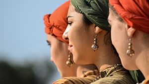 Dispar comunitățile minoritare din Dobrogea: Mai puțini etnici turci, tătari, ruși-lipoveni sau romi declarați față de acum un deceniu/ Tătarii depășesc turcii la Constanța