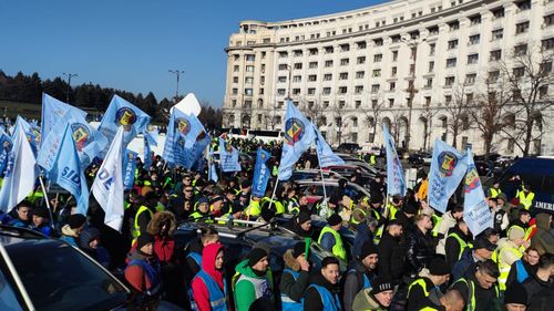 Mesajul organizatorilor mitingului de protest din 24 ianuarie pentru Călin Georgescu: Nu interveniți  în lupta socială pe care sindicatele o duc