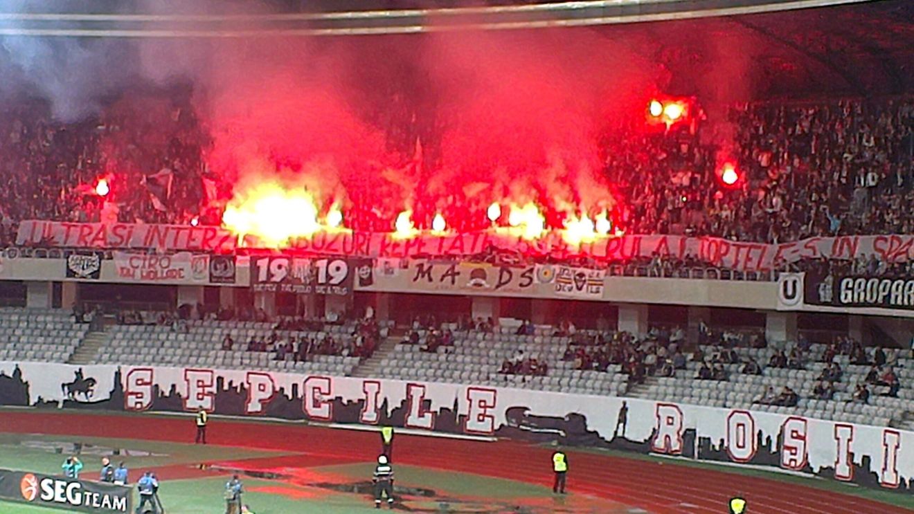 Trei suporteri ai CFR Cluj, condamnați după ce au jefuit un fan al echipei U Cluj în noaptea derby-ului