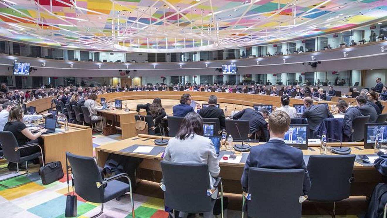 Războiul nevăzut al mail-urilor din Parlamentul European. Lobby intens împotriva Laurei Codruța Kovesi făcut de europarlamentarii PSD la Bruxelles