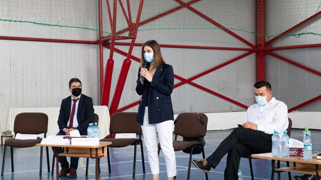 Cristina Prună, USR, atac la ministrul Vîlceanu, PNL: Îmi doresc să fie cât mai rapid la curent cu realitatea economică a României / Nivelul salariului minim ar trebui nu doar să-l cunoască, ci să-l preocupe