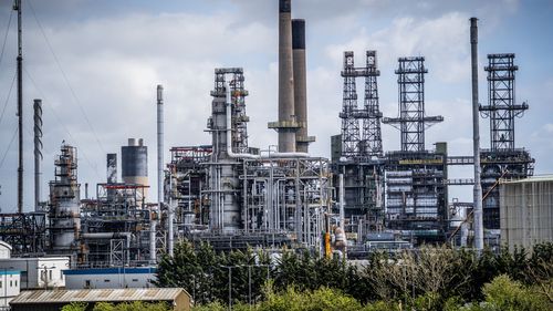 Lumea a pierdut 50 de miliarde de dolari din petrol în aproape 50 de zile de război cu Iranul, afirmă analiștii