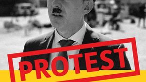 Dublu standard practicat de Facebook: Nu sancționează pagina lui George Simion pentru asocierea lui Cîțu cu Hitler, deși au existat sesizări, însă restricționează fără explicații alte pagini pentru probleme minore