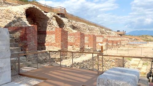 Oraşul antic Heraclea Sintica, printre siturile nominalizate în campania „Minunile Bulgariei” / Situat la poalele muntelui Kozhuh, Heraclea Sintica este unul dintre cele mai importante oraşe antice din sud-vestul Bulgariei
