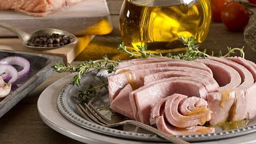 Optează pentru mese mai dietetice după zilele de Crăciun/ Un lunchbox sau light dinner cu ton este o alegere excelentă
