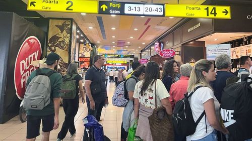 Echipamente de aer condiționat, puse în funcțiune la aeroportul Otopeni, după amenda de 10.000 de lei dată de Protecția Consumatorilor din cauza defecțiunilor la sistemul de ventilație