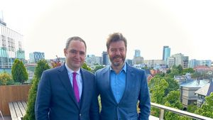 Ministrul Finanțelor și Daniel Dines, șeful UiPath, au discutat despre un centru de excelență în automatizare în minister