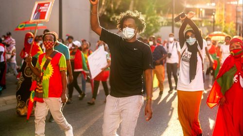 Peste 100 de persoane au fost ucise în Etiopia de un grup de bărbați. Mai multe culturi agricole au fost incendiate