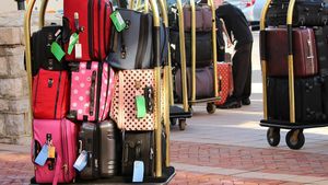 Ministrul Economiei: Am avut 13 milioane de oameni care au intrat anul trecut în România, din afara ţării, doar 2 milioane sunt raportaţi ca turişti. Platformele de booking, care nu au raportat toate tranzacţiile către stat, să vină cu un aport suplimentar