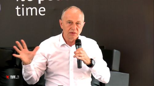 „Sunt decrețel și eu”. Mircea Geoană, încă o gafă de prezidențiabil: Este născut cu 8 ani înainte de decretul semnat de Ceaușescu privind interzicerea avortului