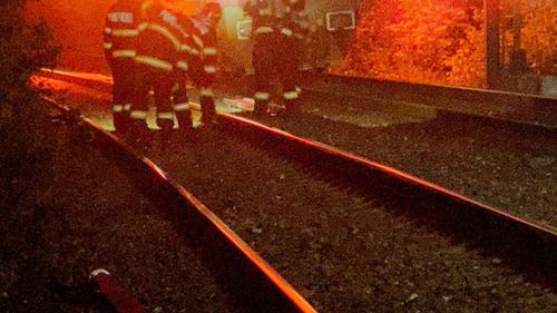 VIDEO UPDATE O locomotivă a luat foc în județul Constanța