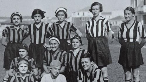 Pentru prima dată în Italia un stadion de fotbal poartă numele unor femei / Surorile Boccalini au creat prima echipă de fotbal feminin, în peninsulă / Se întâmpla în timpul regimului fascist