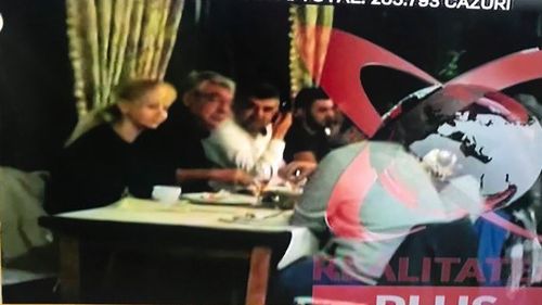 Marcel Ciolacu, surprins într-un restaurant din Buzău, fără mască de protecție, în compania a 11 persoane