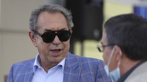 Surse: Omul de afaceri Nicolae Badea, trimis în judecată de DNA pentru presupuse fraude cu fonduri UE. Badea a fost patronul clubului Dinamo, controlează francizele KFC și Pizza Hut și este ginerele unuia dintre cei mai temuți oameni din regimul comunist 