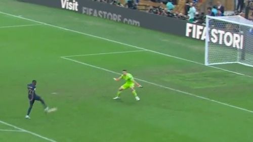 VIDEO Frumusețea fotbalului: cele două mari ratări din ultimul minut al finalei Cupei Mondiale care ar fi putut încheia drama înaintea penalty-urilor