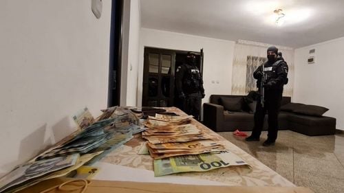 Percheziții în Ialomița și Călărași, la clanul Duduianu/ Membri ai grupării, bănuiți de furt din depozite, într-un dosar cu un prejudiciu de 200.000 de euro