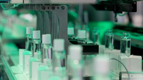 Guvernul a aprobat extinderea perioadei de avizare pentru producția și comercializarea noilor Biocide, de către compania Farmec