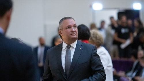 O nouă sesizare la CNATDCU pentru analiza de urgență a tezei de doctorat a premierului Nicolae Ciucă, acuzat de plagiat, a fost depusă de Comunitatea Declic